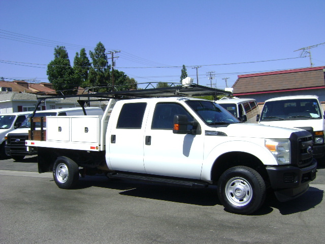 2014 FORD F350 in Corona, CA