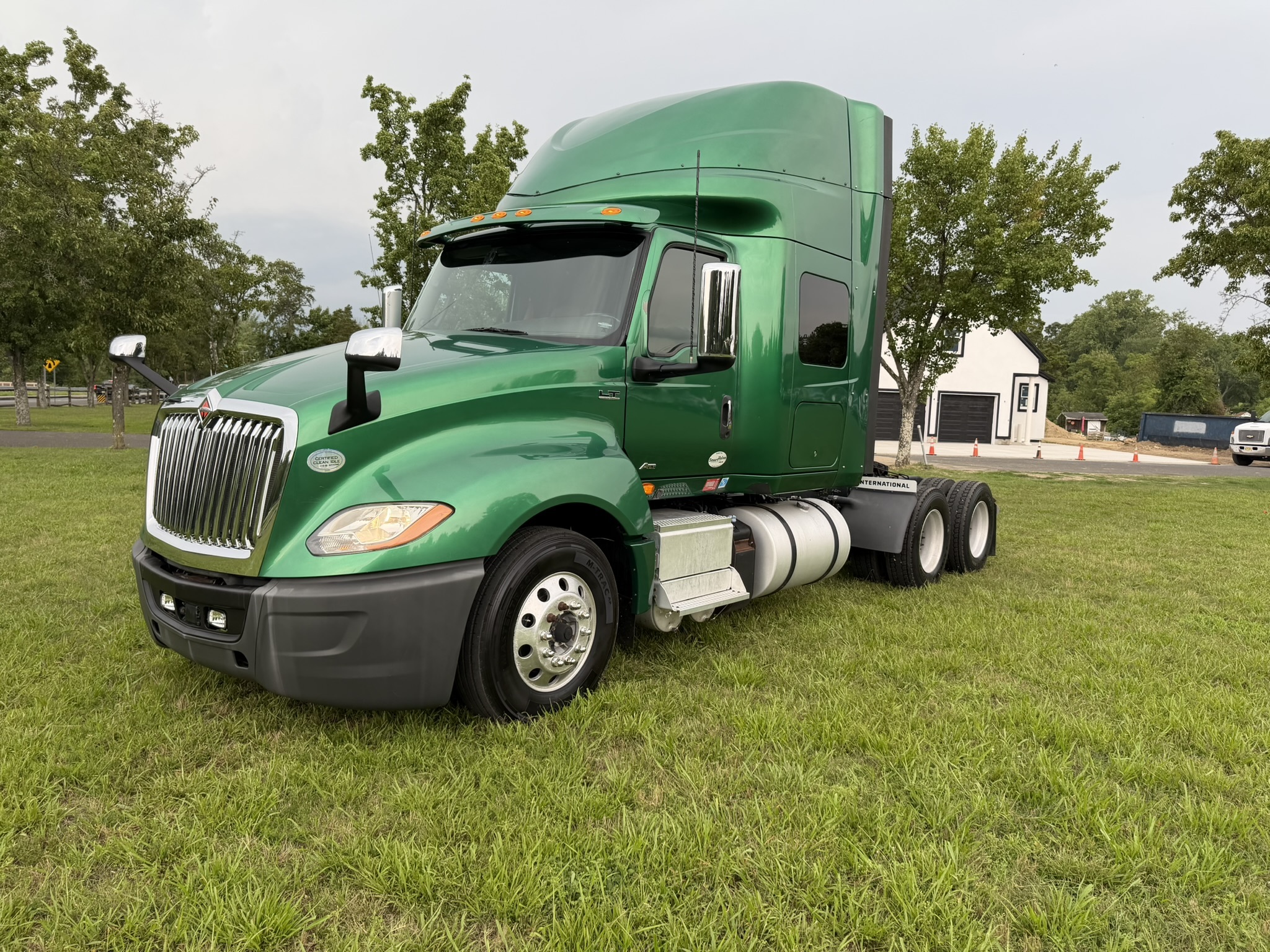 2018 INTERNATIONAL LT625 in Blackwood, NJ