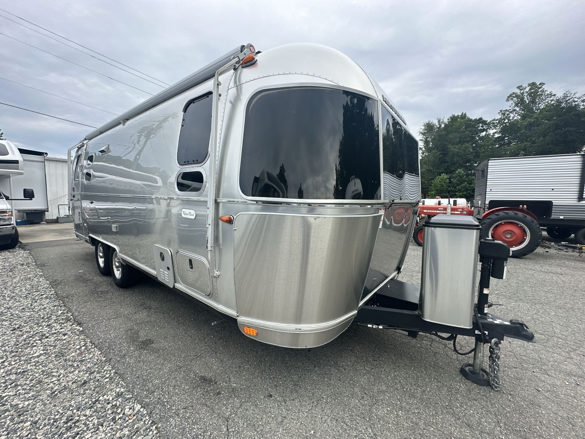 2024 Airstream Flying Cloud 25 FBQ RV