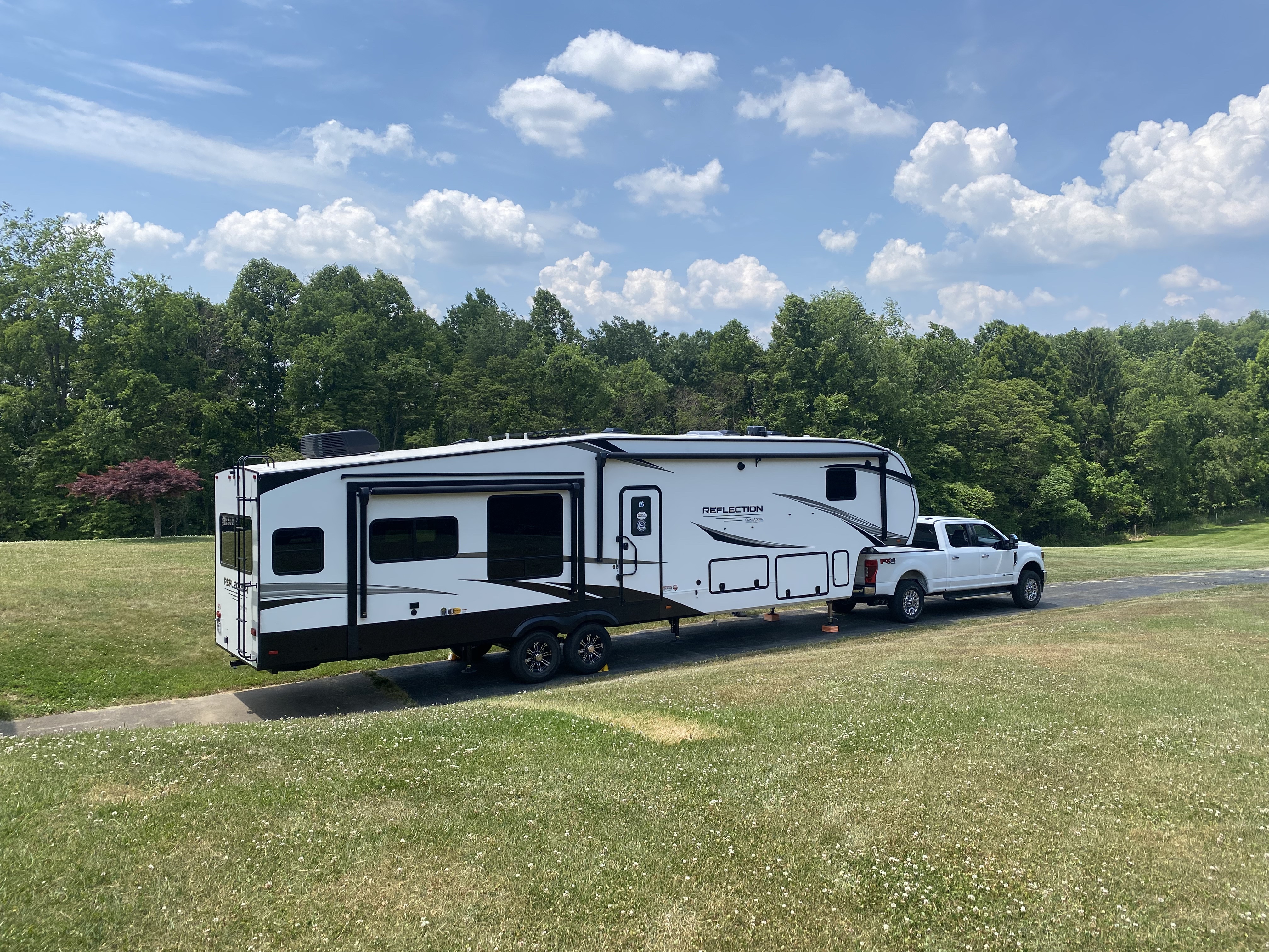 2023 Grand Design REFLECTION 367BHS RV