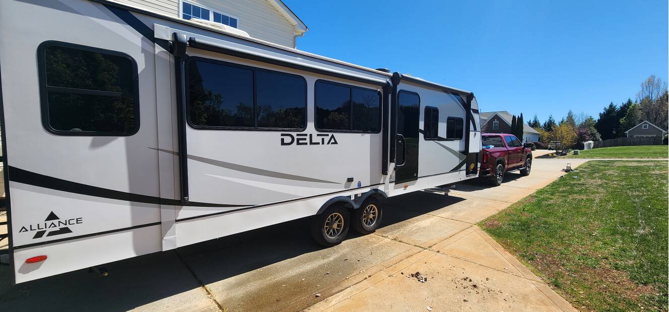 A photo of this 2024 Alliance Rv DELTA 292RL