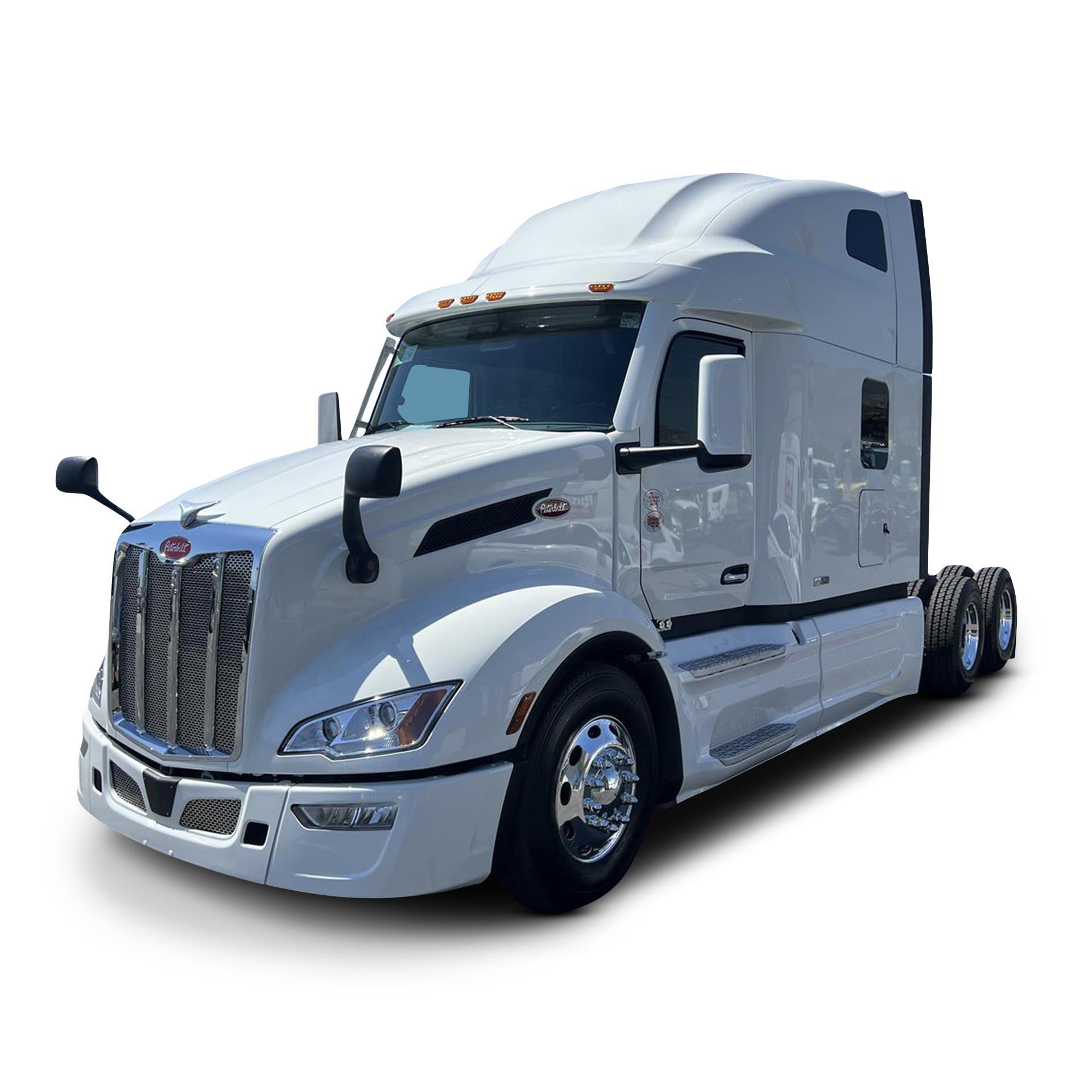 2027 PETERBILT 579 in Fontana, CA