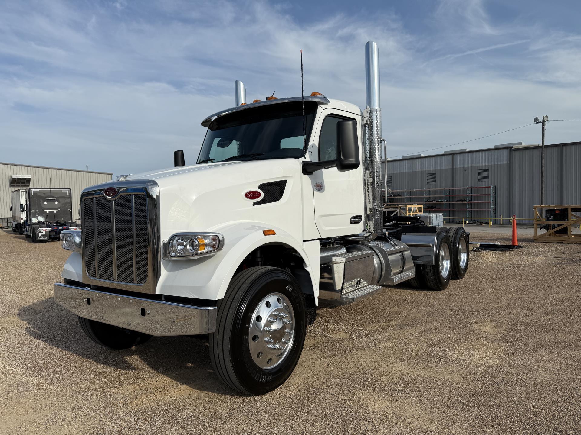 2027 PETERBILT 567 in Irving, TX