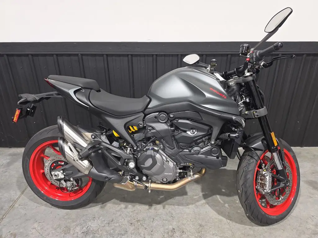 2026 Ducati Monster Plus