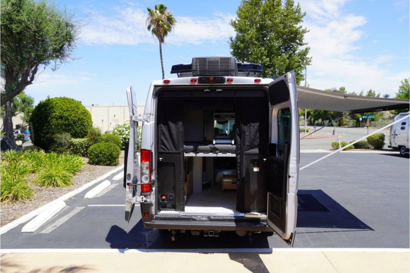 A photo of this 2026 Airstream Rangeline Pop Top