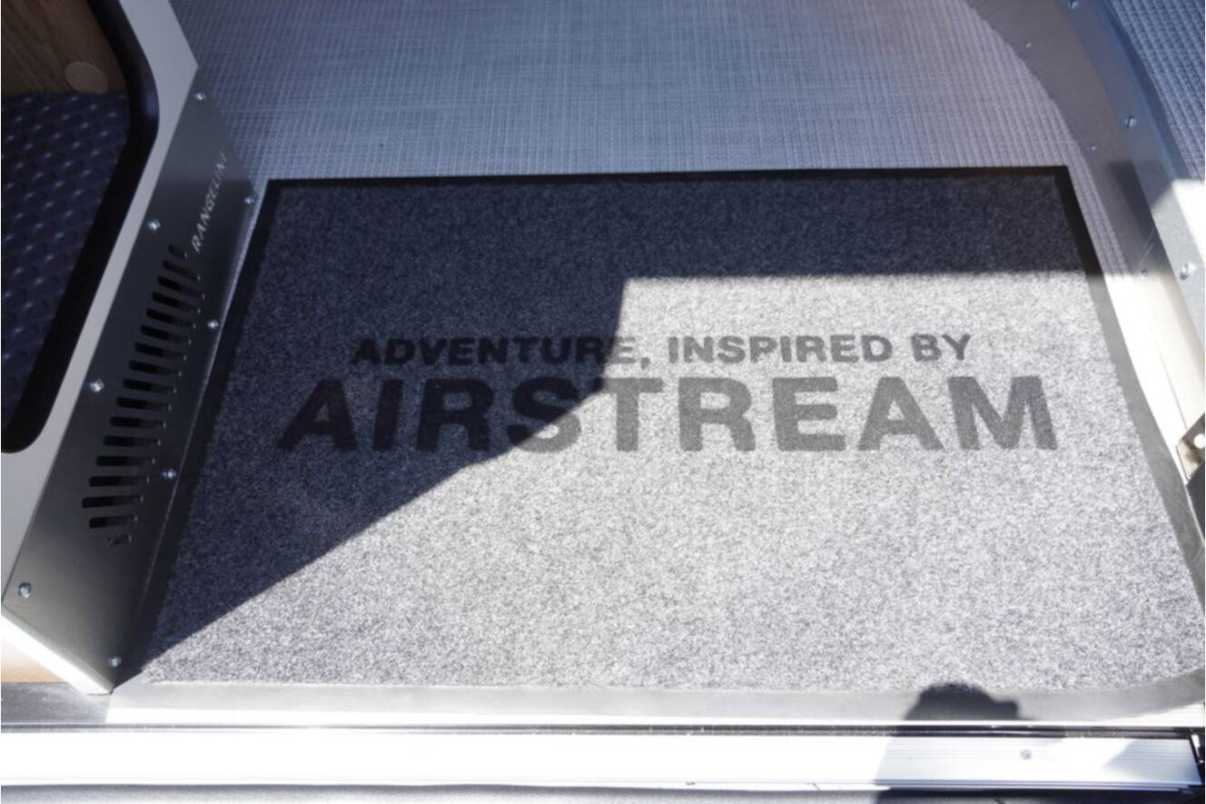 A photo of this 2026 Airstream Rangeline Pop Top