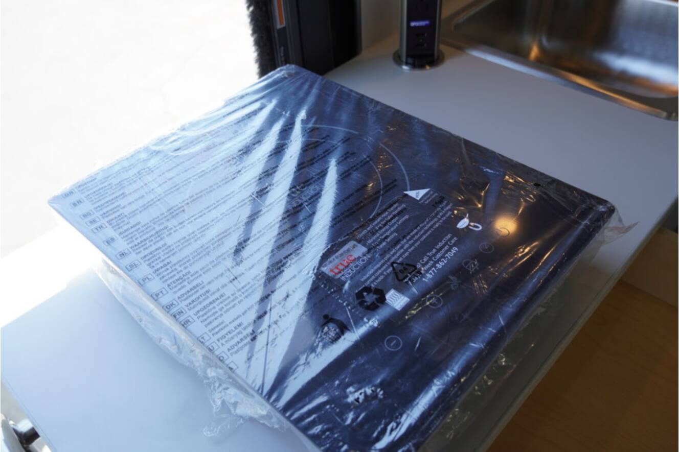 A photo of this 2026 Airstream Rangeline Pop Top