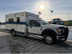 2017 FORD 4X4 F450 PL CUSTOM
