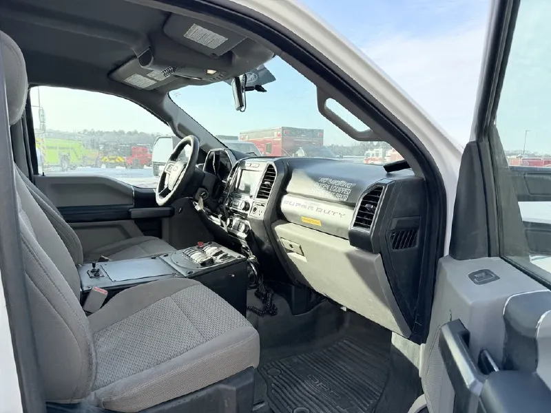 2017 FORD 4X4 F450 PL CUSTOM