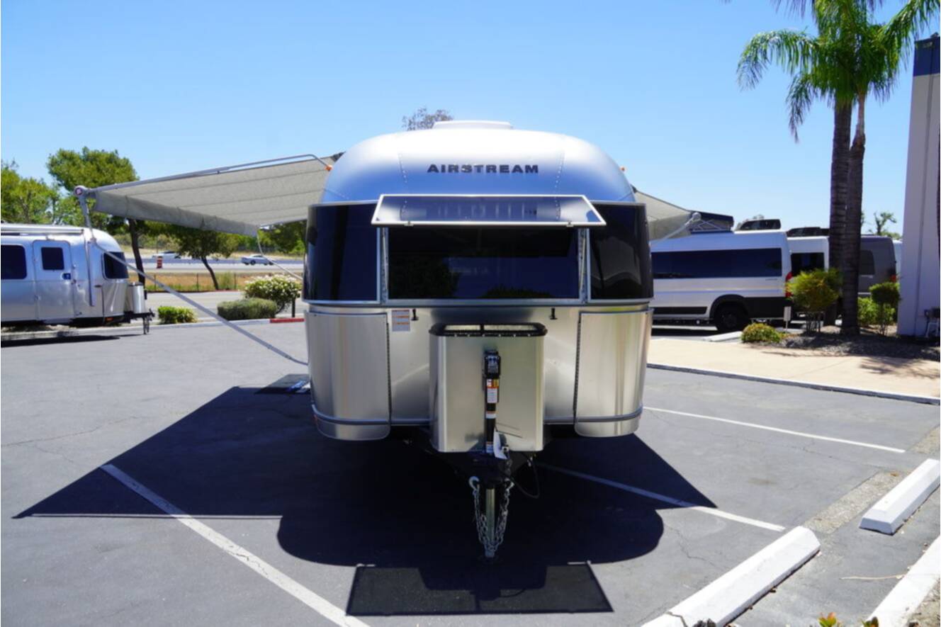 A photo of this 2026 Airstream Trade Wind 25FBQ Hatch