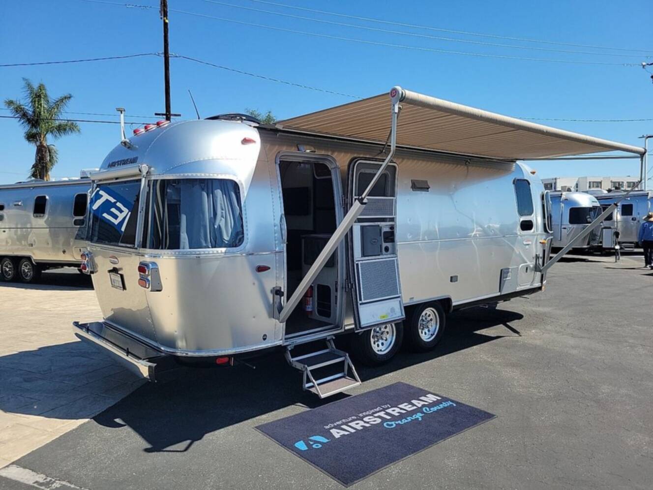 A photo of this 2019 Airstream International Serenity 25FB Queen