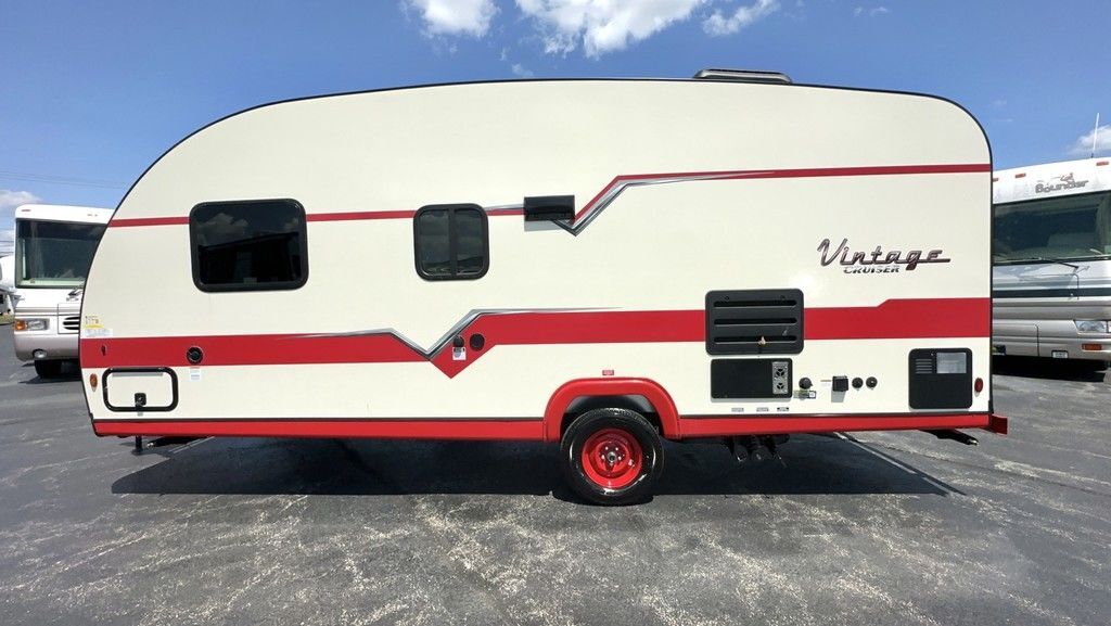 2023 Gulf Stream Vintage Cruiser 19RBS in rockford IL