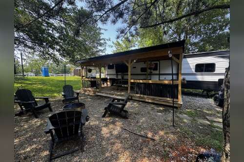 2023 Keystone Rv Hideout 32LBH in new london OH