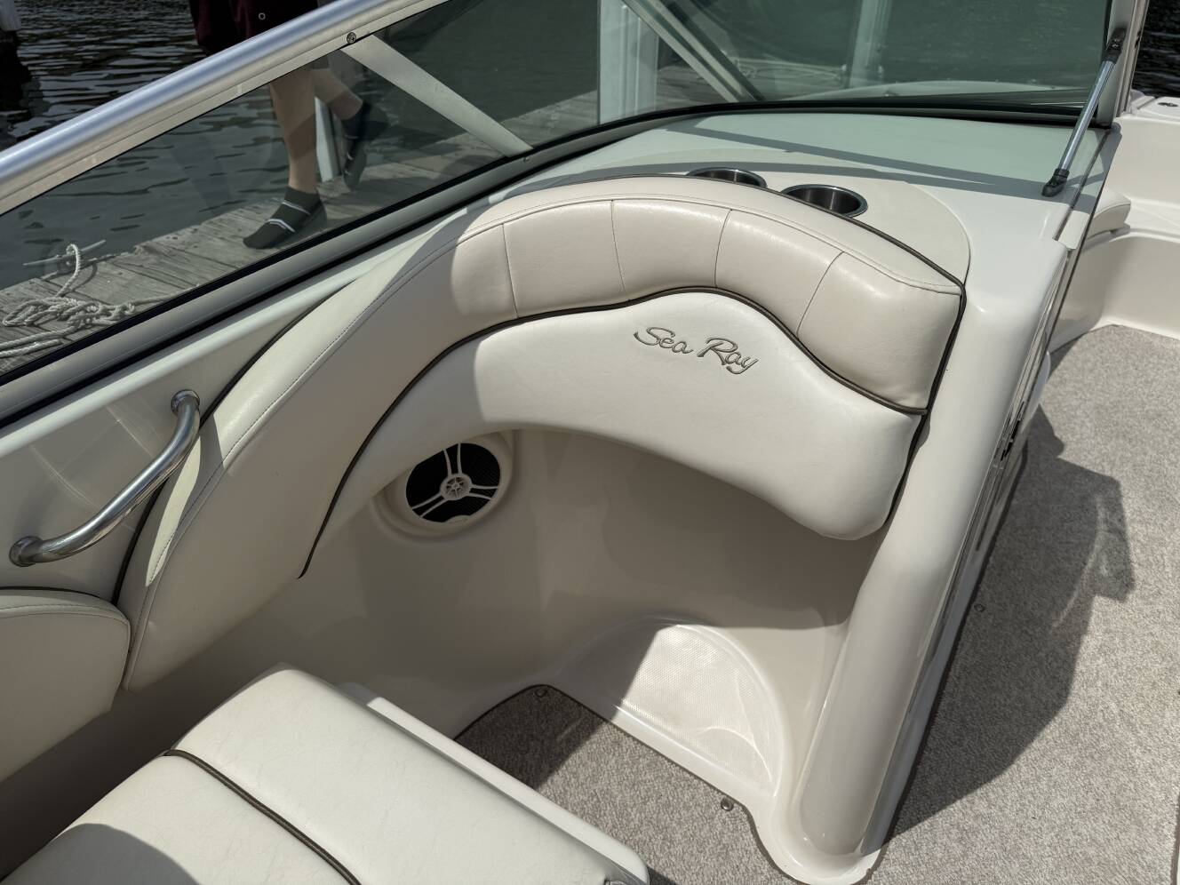 A photo of this 2008 Sea Ray 200 Sundeck®