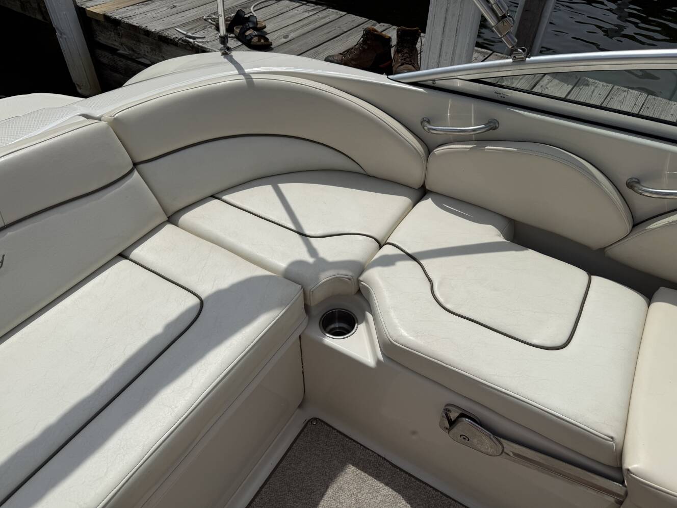 A photo of this 2008 Sea Ray 200 Sundeck®