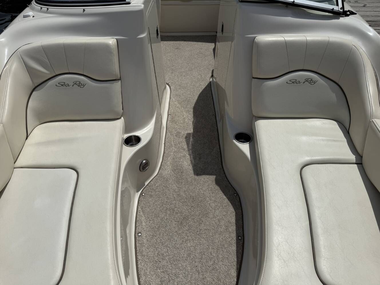 A photo of this 2008 Sea Ray 200 Sundeck®
