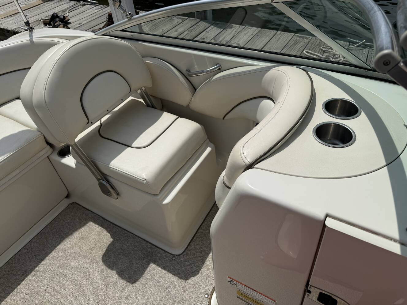A photo of this 2008 Sea Ray 200 Sundeck®