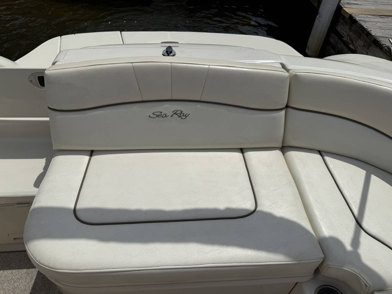 A photo of this 2008 Sea Ray 200 Sundeck®