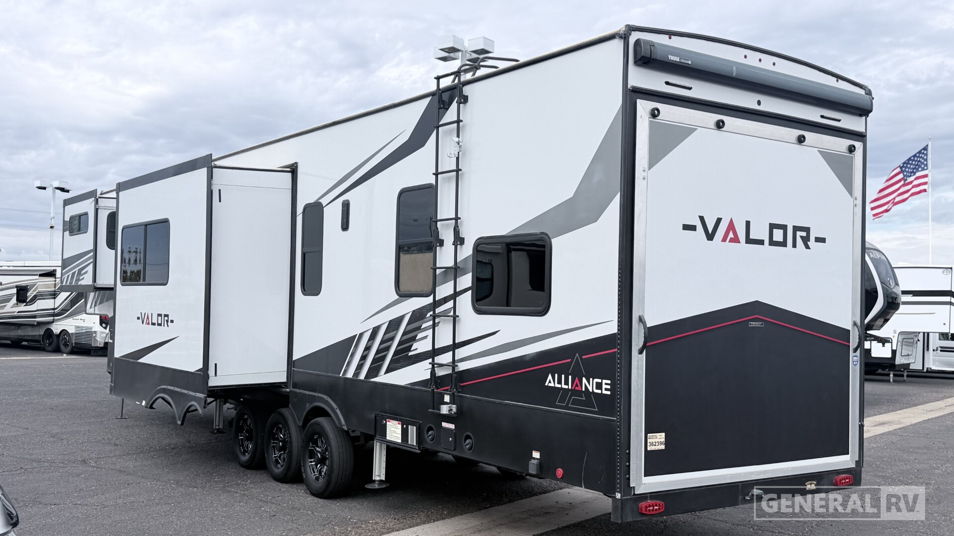 2022 Alliance Rv VALOR 40V13 in mesa AZ