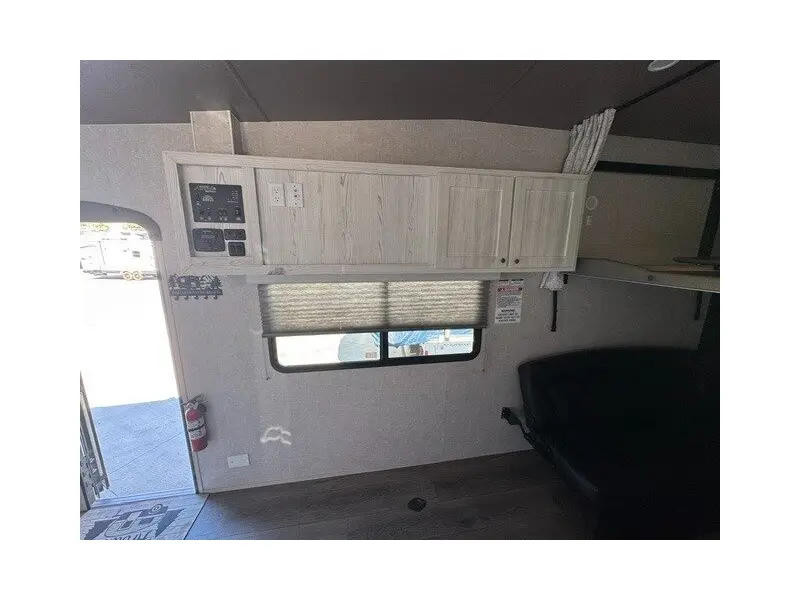 2024 ECLIPSE RECREATIONAL VEHICLES ICONIC 2120SBE