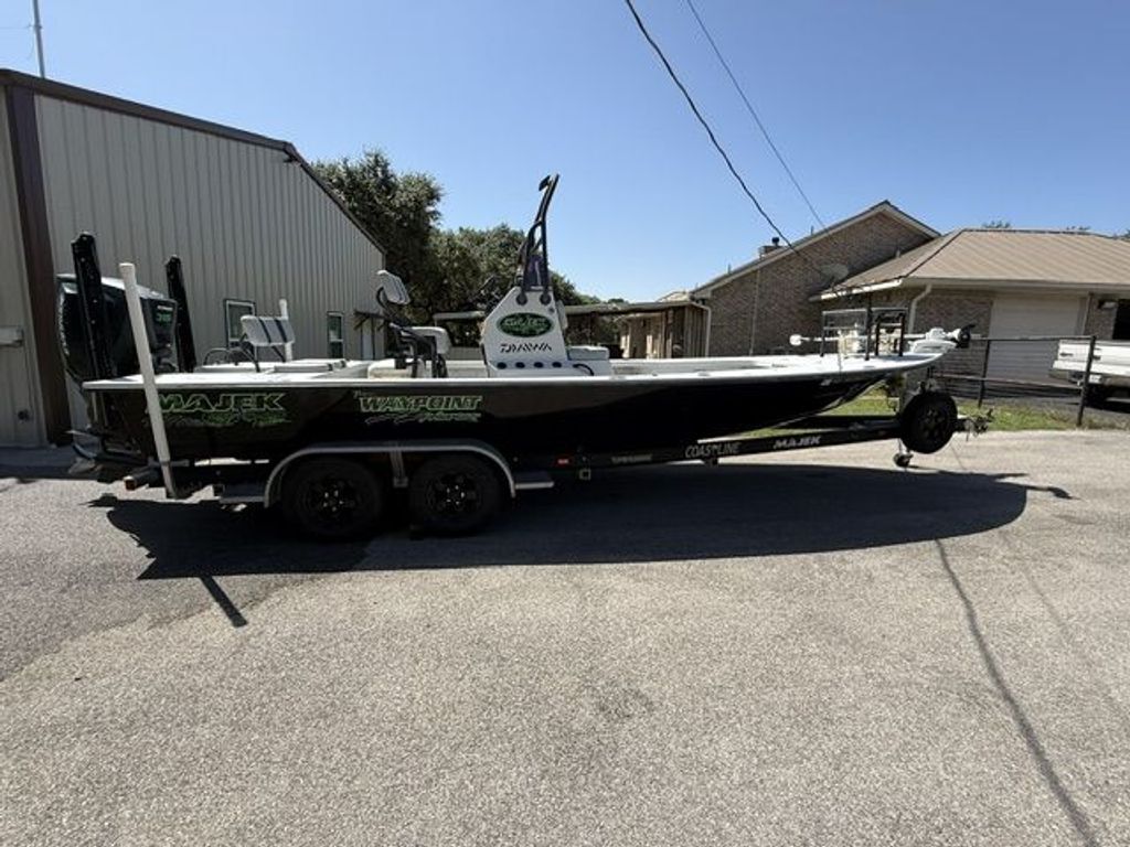 2017 Majek 25 Xtreme in spring branch TX