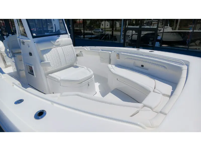 2027 Tidewater 272CC
