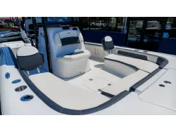 2027 Tidewater 2300 Carolina Bay