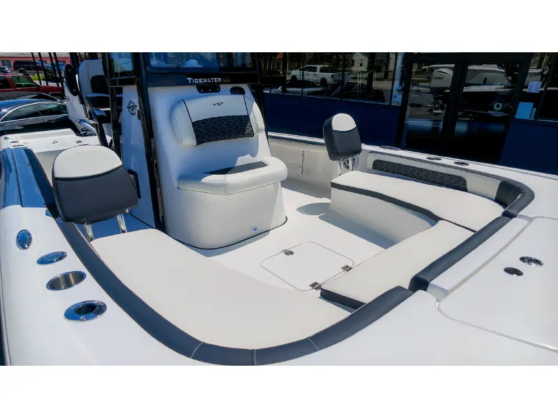 2027 Tidewater 2300 Carolina Bay