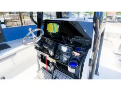 2027 Tidewater 2300 Carolina Bay