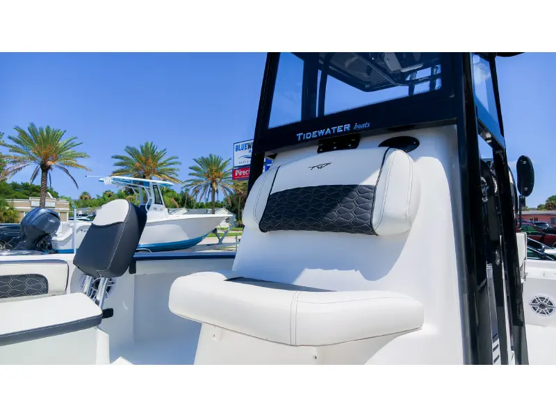 2027 Tidewater 2300 Carolina Bay