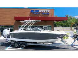 2022 Cobalt R6 Outboard