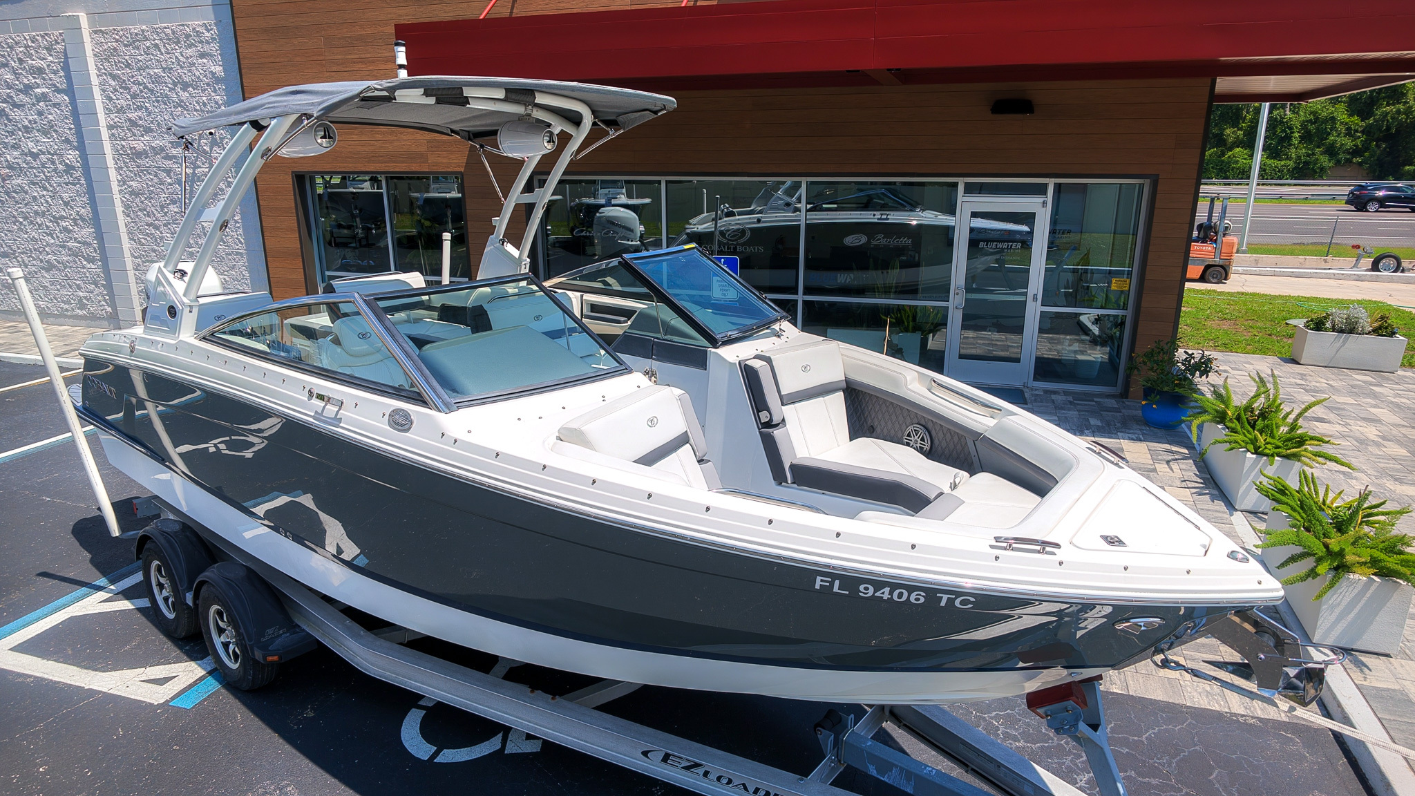 2022 Cobalt R6 Outboard R8 in fleming island FL