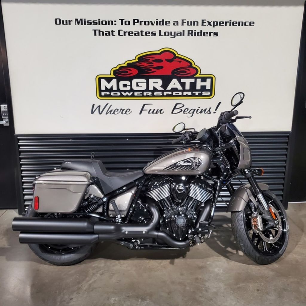 2026 Indian Motorcycle® Sport Chief RT Heavy Metal RT in Cedar Rapids, IA