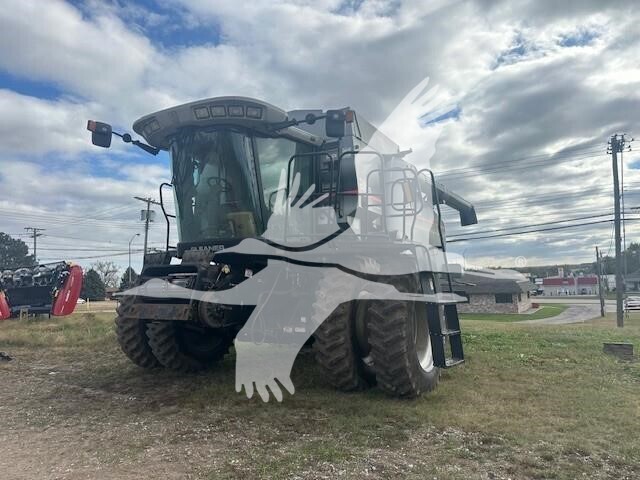 2003 GLEANER R65 in Hebron, NE