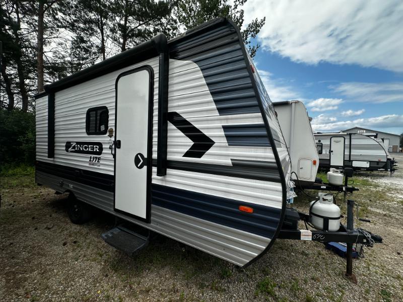 2022 Crossroads Zinger Lite 18BH RV