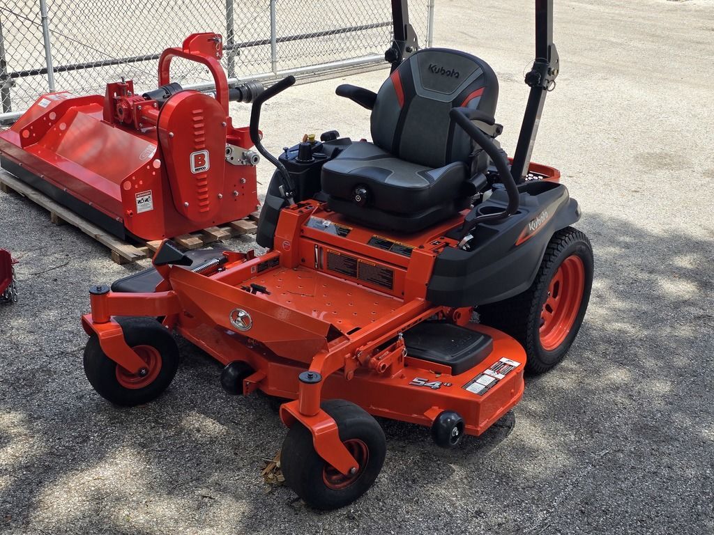 Kubota Zero-Turn Mowers Z422KWNC-54 in Leesburg, FL