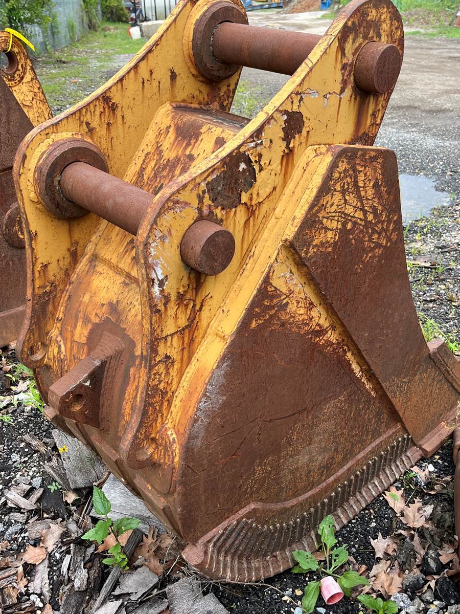 Caterpillar BUCKET in Crofton, MD
