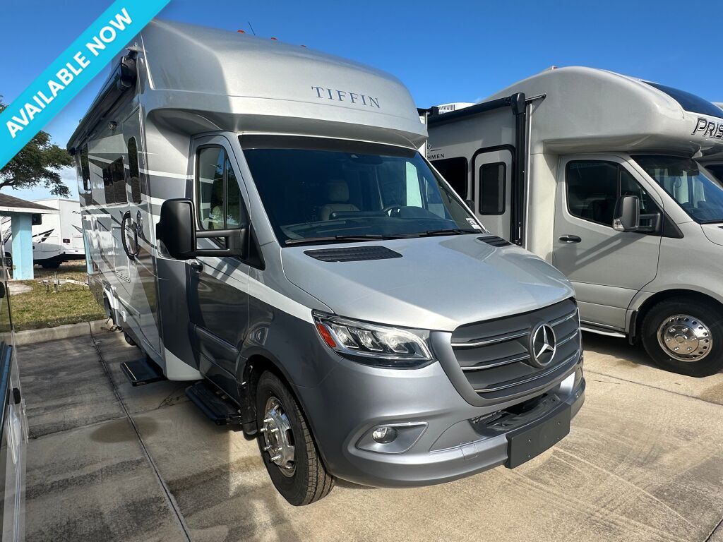 2026 Tiffin Motorhomes Wayfarer 25 XPW in palm bay FL