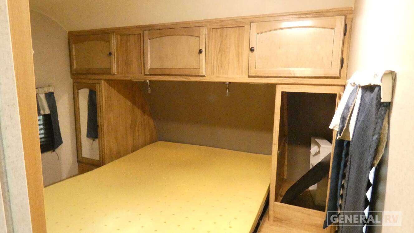 A photo of this 2019 Coachmen Freedom Express Ultra Lite 248RBS