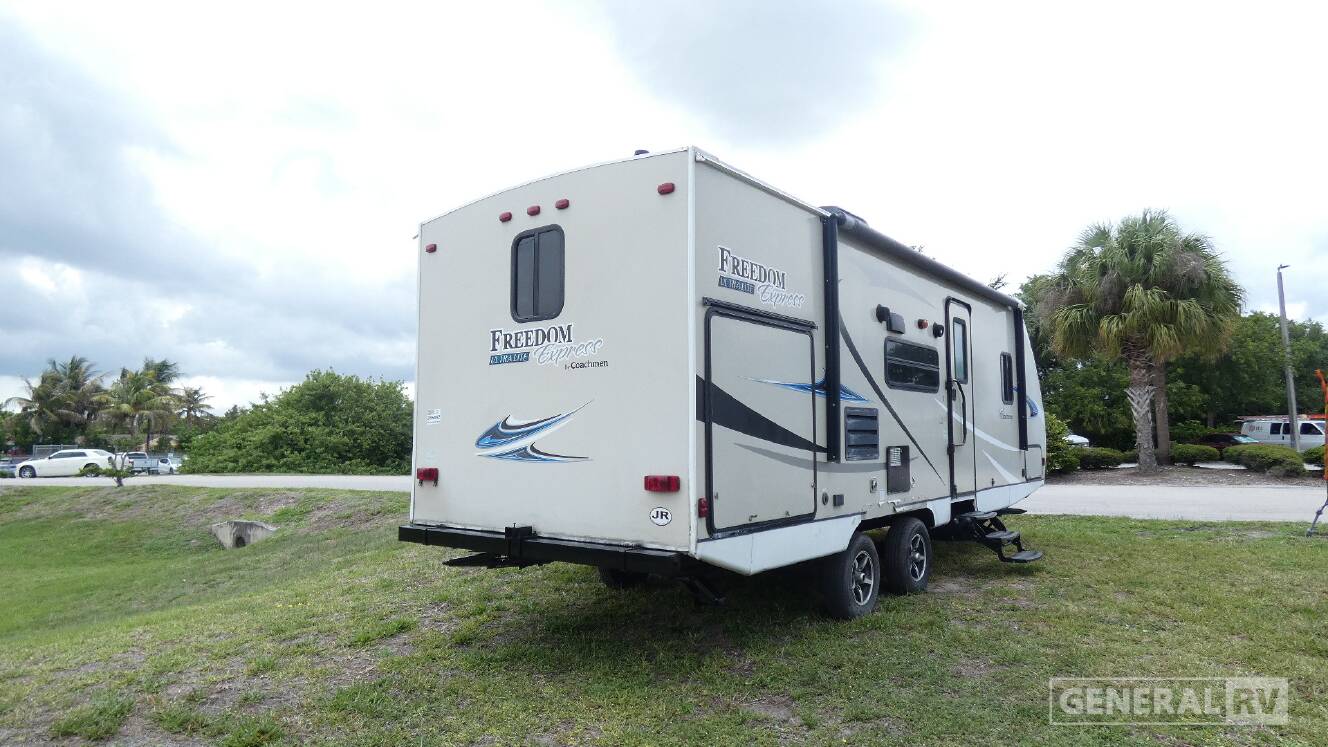 A photo of this 2019 Coachmen Freedom Express Ultra Lite 248RBS