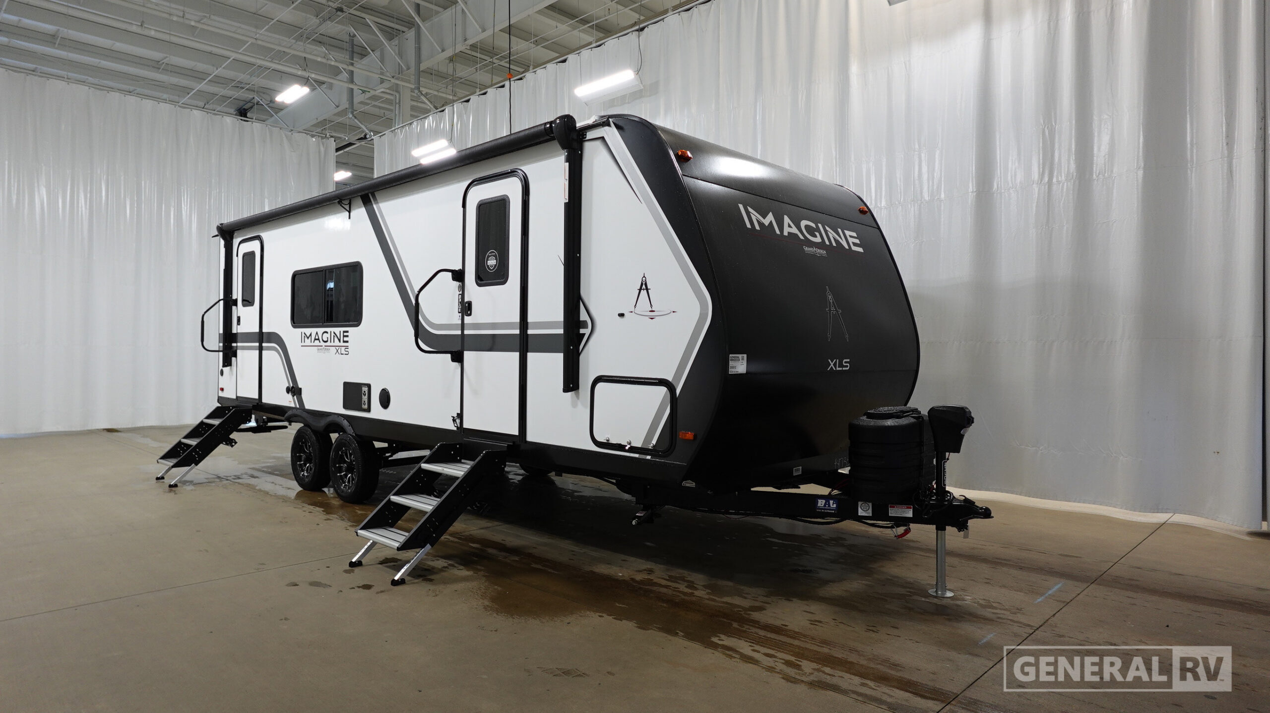 2027 Grand Design IMAGINE XLS 23LDE in west chester PA