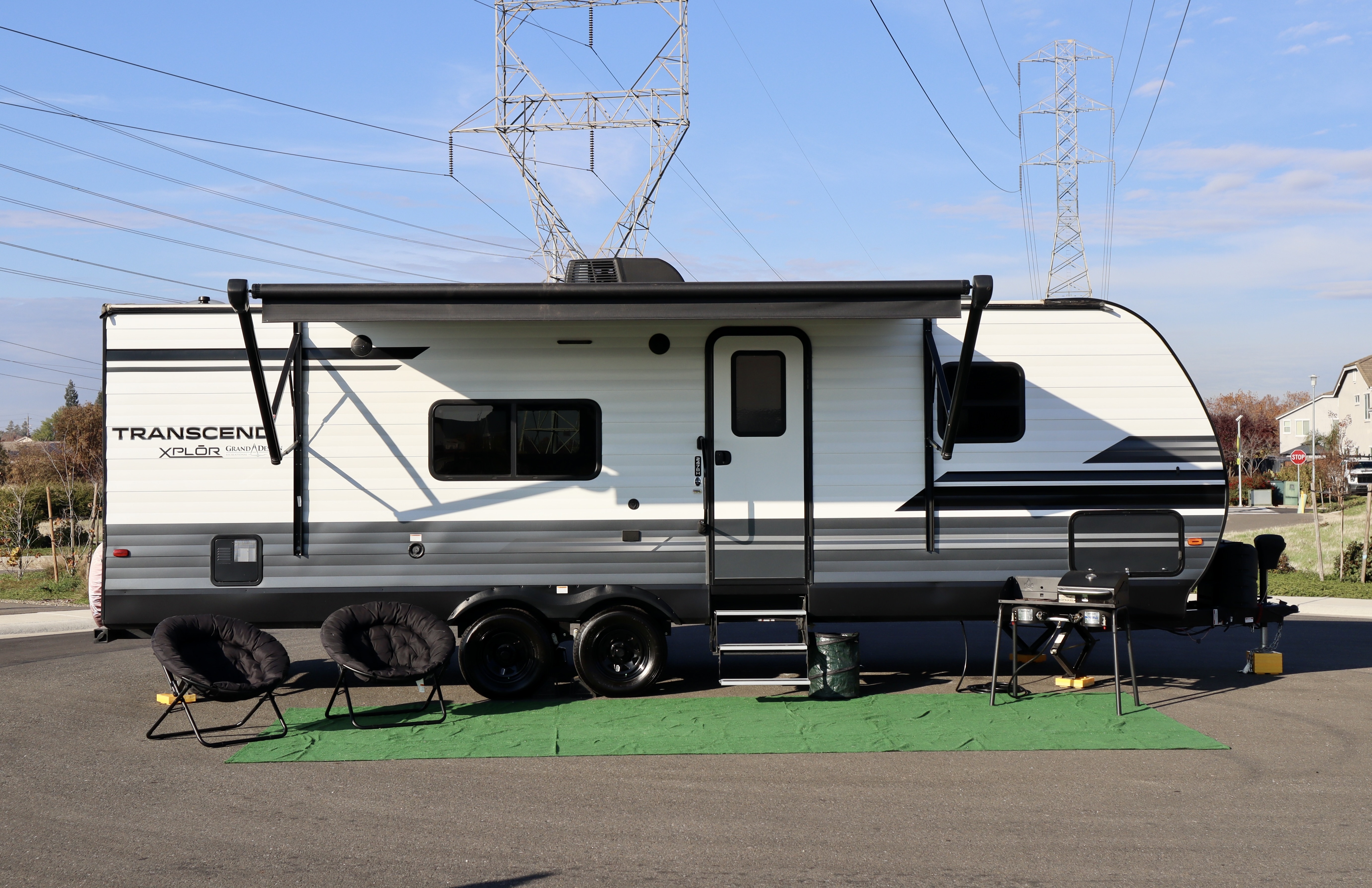 2021 Grand Design TRANSCEND XPLOR 247BH in elk grove CA