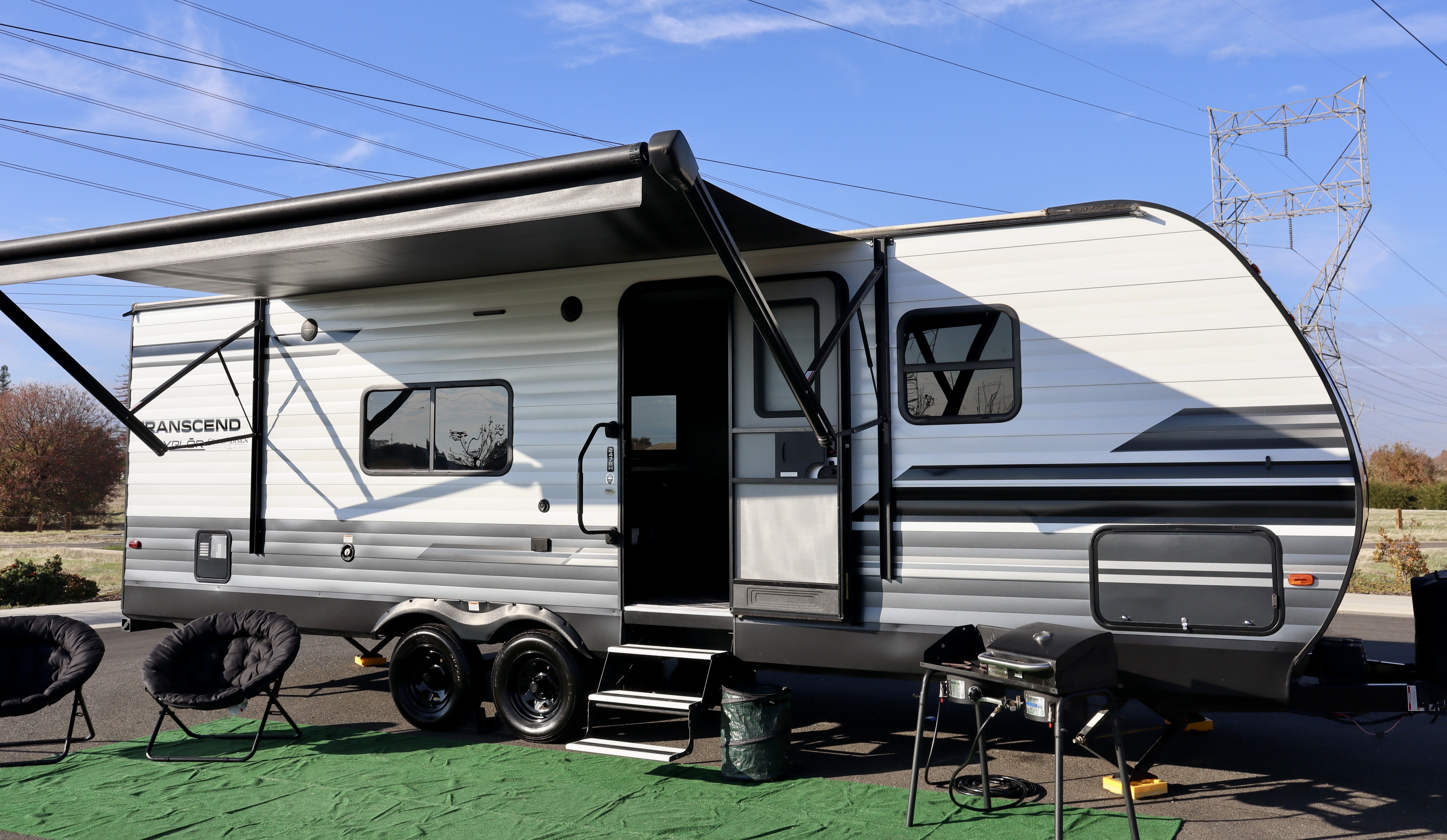 2021 Grand Design TRANSCEND XPLOR 247BH in elk grove CA