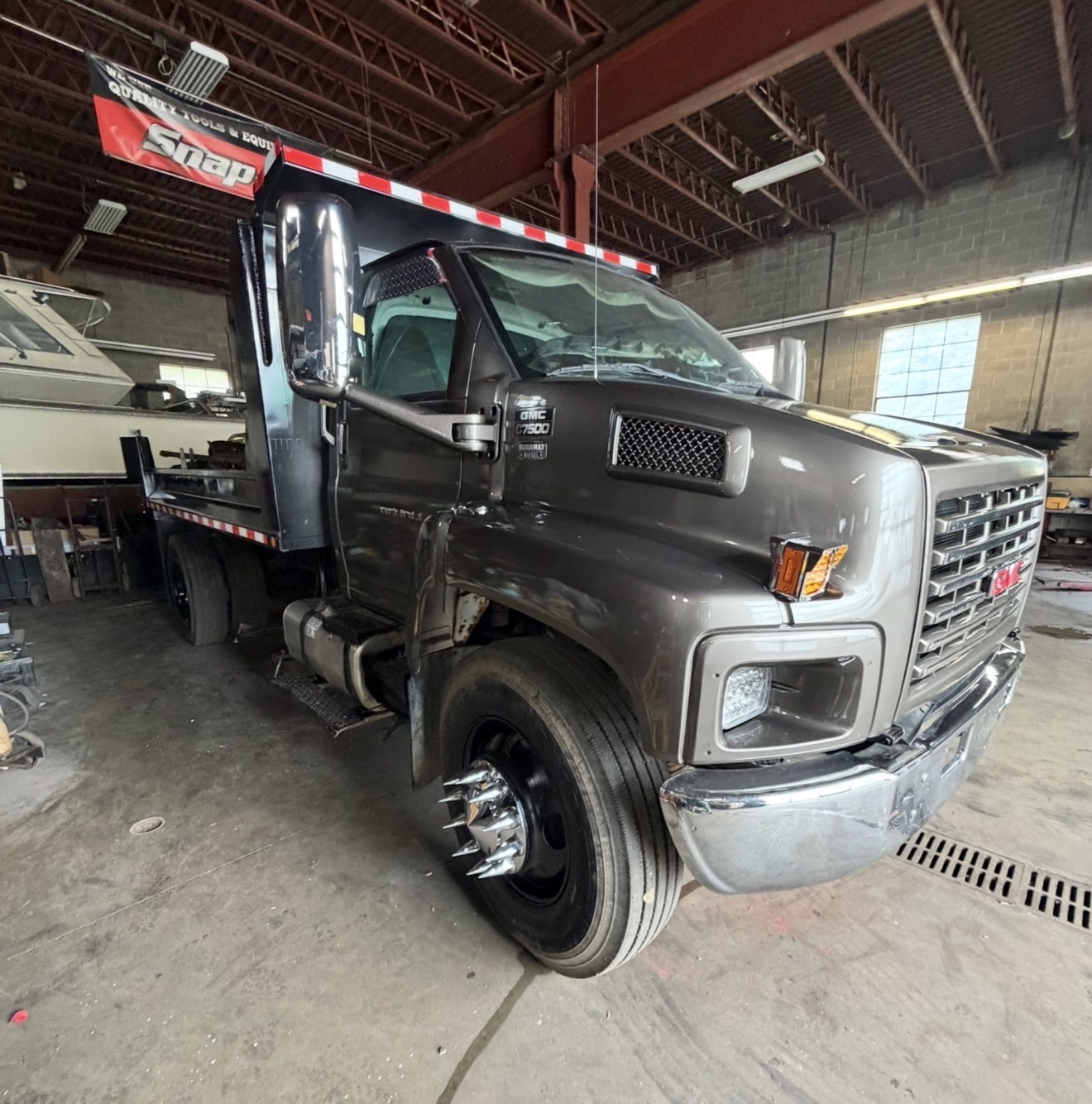 2012 CHEVROLET 7500 in Louisville, OH