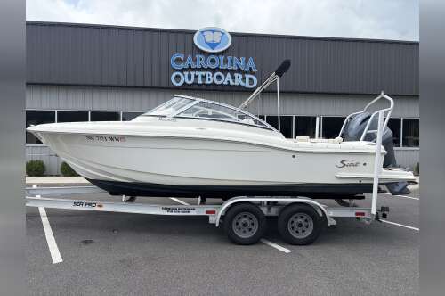 2004 Scout Boat Company 22 Dorado in hampstead NC