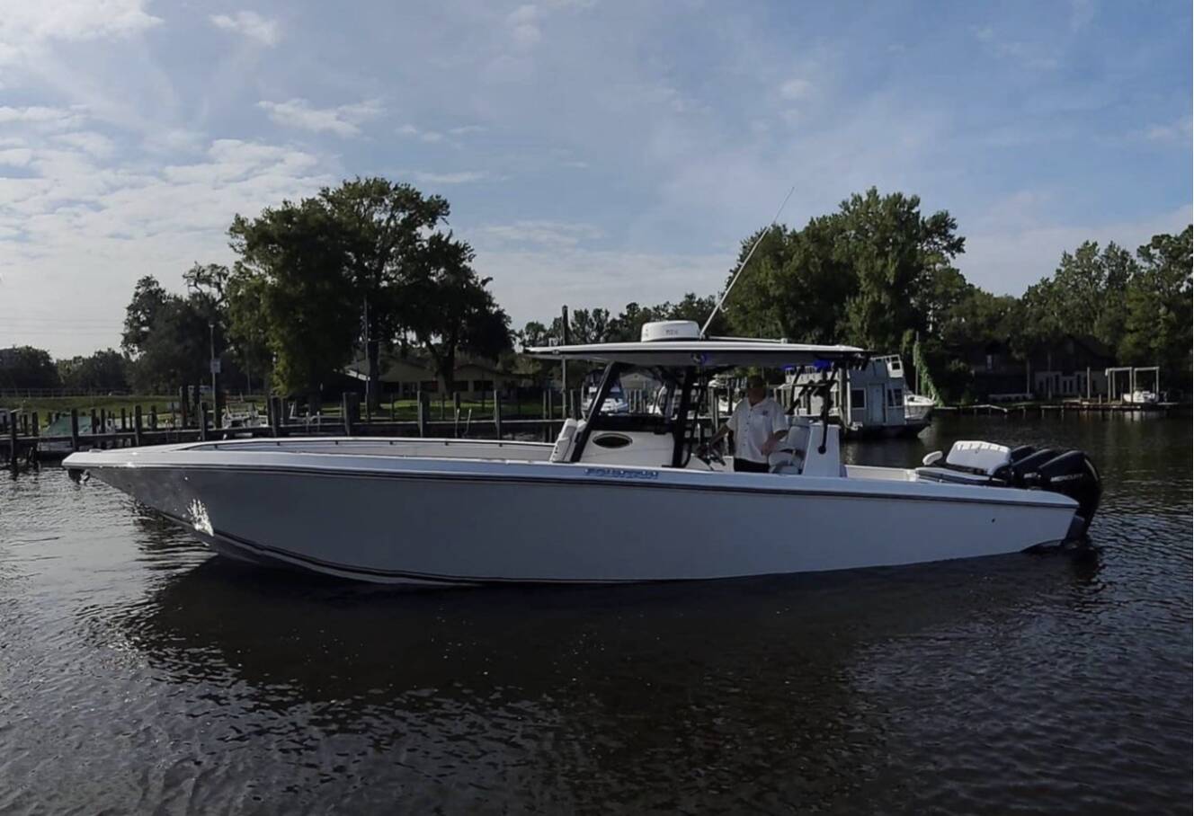 A photo of this 2021 Fountain 38TE