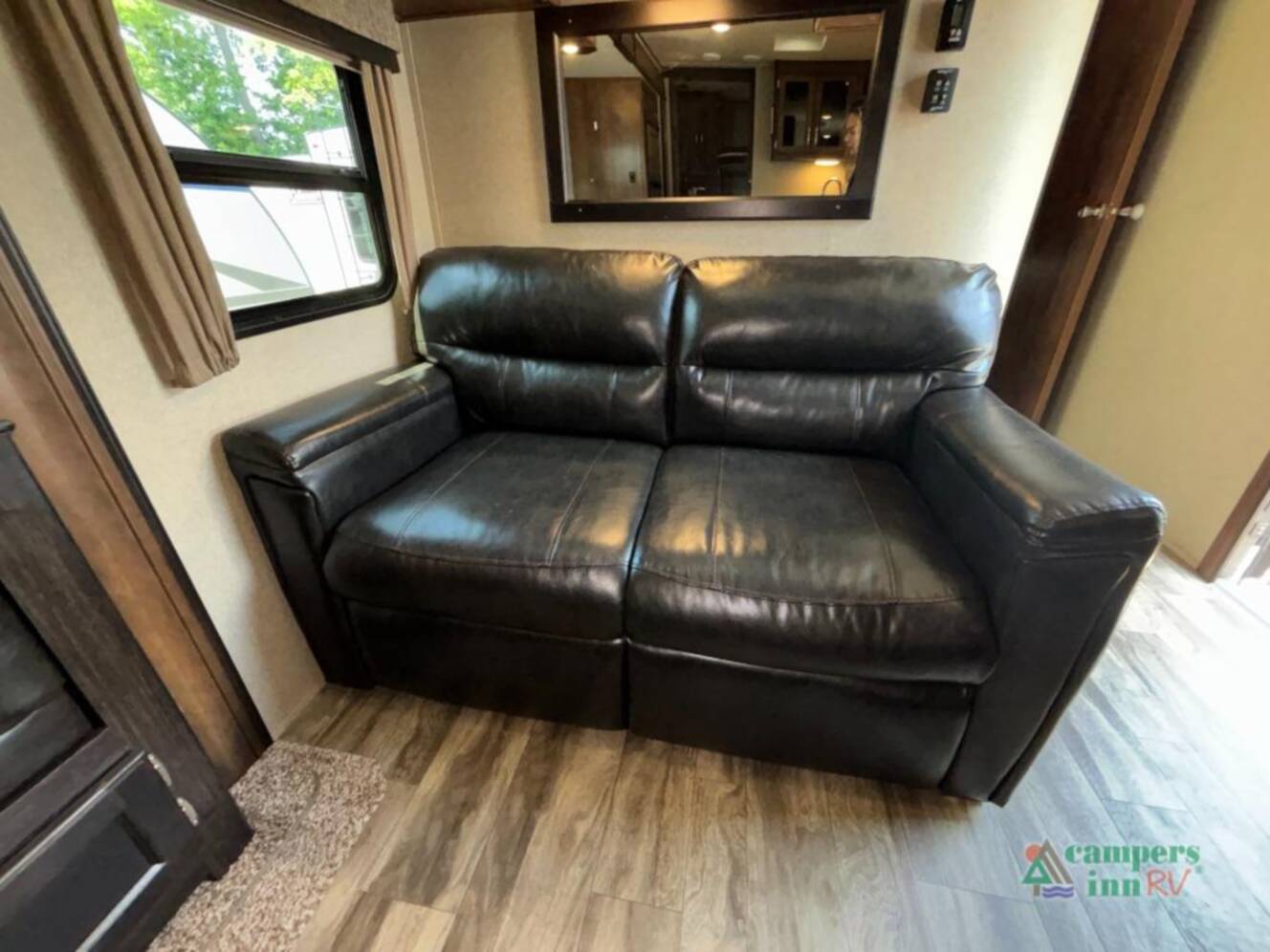 A photo of this 2018 Grand Design Reflection 285BHTS
