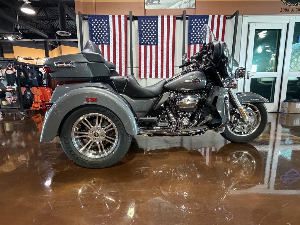 2022 Harley-Davidson® FLHTCUTG - Tri Glide® Ultra ULTRA CLASSIC in Henderson, NV