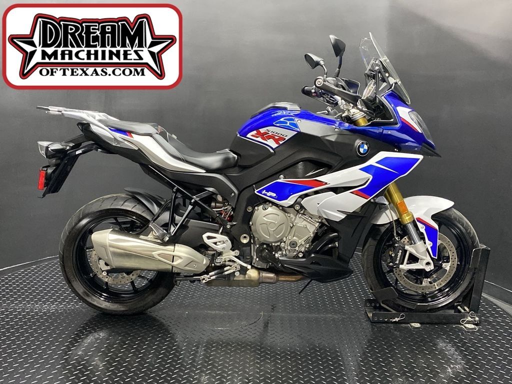 2019 BMW S 1000 XR Light White / Racing Blue Metallic / Racing R S in Farmers Branch, TX