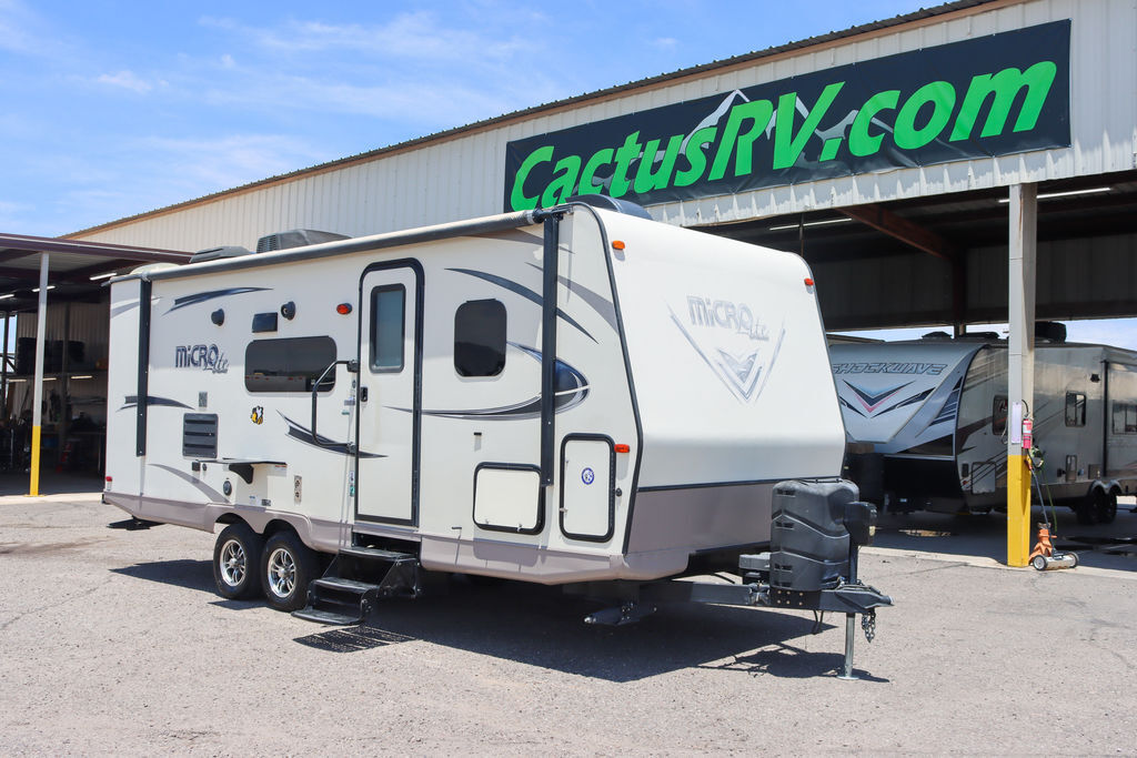 2018 Forest River Flagstaff Micro Lite 25BHS in tucson AZ